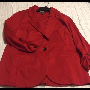 Red blazer (1-button, stretchy, 3/4 sleeve)